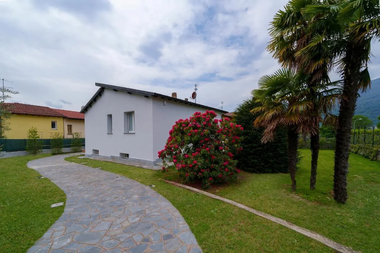 Holiday home Casa Vacanza Acqua Dolce Maccagno