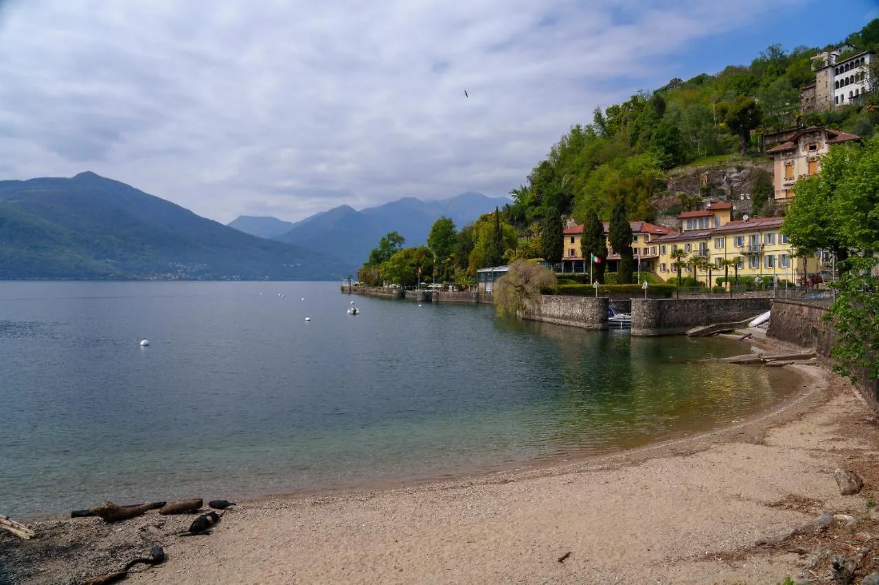 Casa Vacanza Acqua Dolce Maccagno Italy